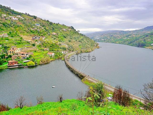 Moradia, Ancede e Ribadouro