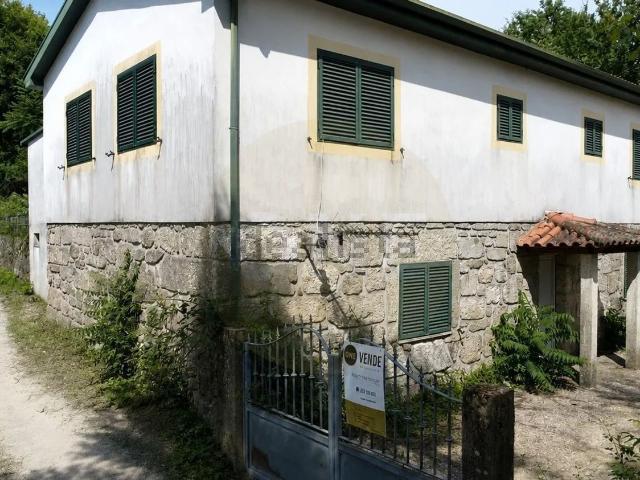 Moradia, Valbom e Passô