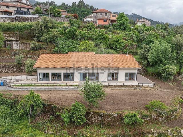 Moradia, Valdosende