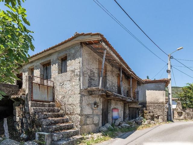 Moradia, Vale de Bouro