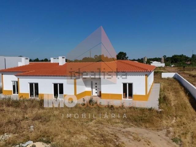 Moradia, Póvoa da Isenta