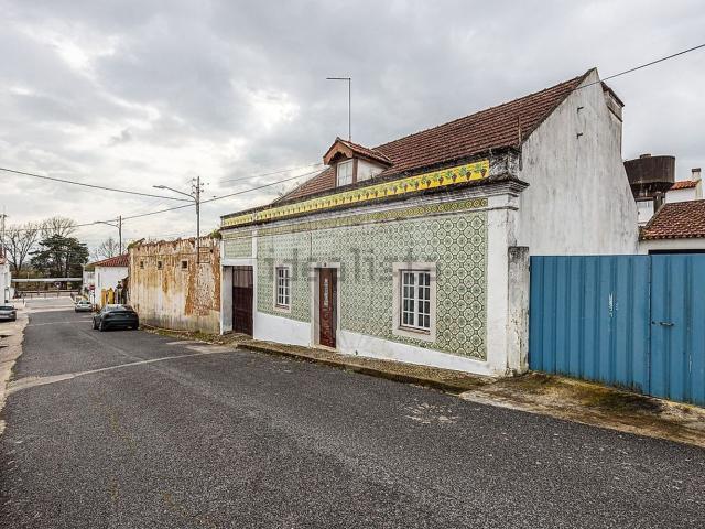 Moradia, Vale de Santarém