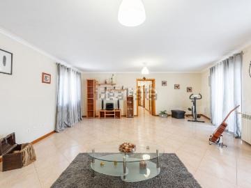 Moradia, Vale São Cosme Telhado Portela