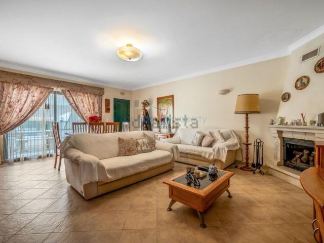 Moradia, Vale Pedras, Albufeira e Olhos de Água