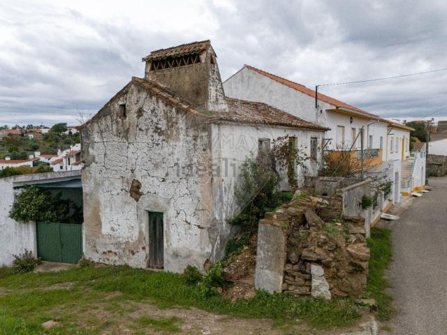 Moradia, Valhascos