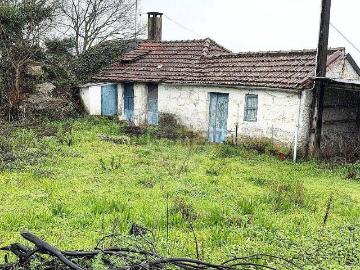 Moradia, Várzea Aliviada Folhada