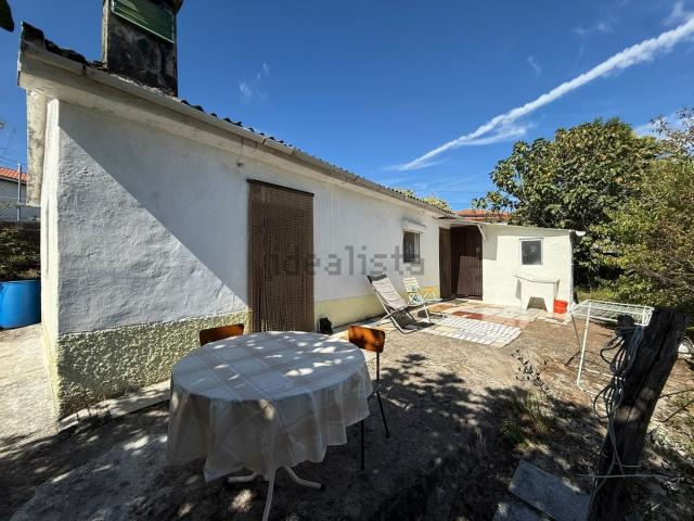 Moradia, Veade Gagos Molares