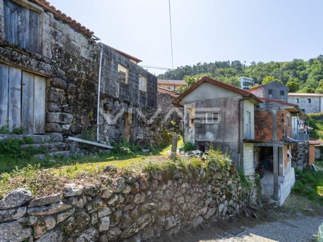 Moradia, Ventosa e Cova