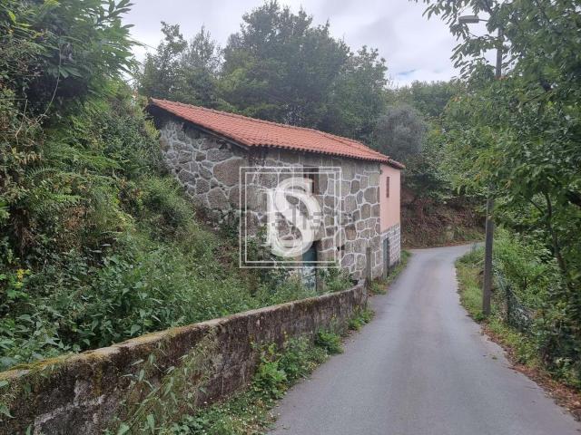 Moradia, Ventosa e Cova