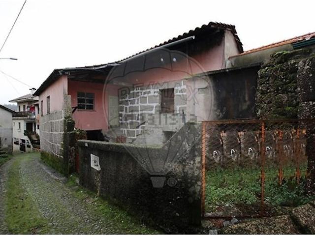Moradia, Cantelães