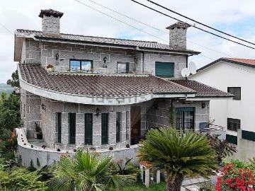 Moradia, Freixo de Cima e de Baixo