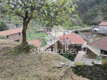 Moradia, Vila Cova de Alva e Anceriz