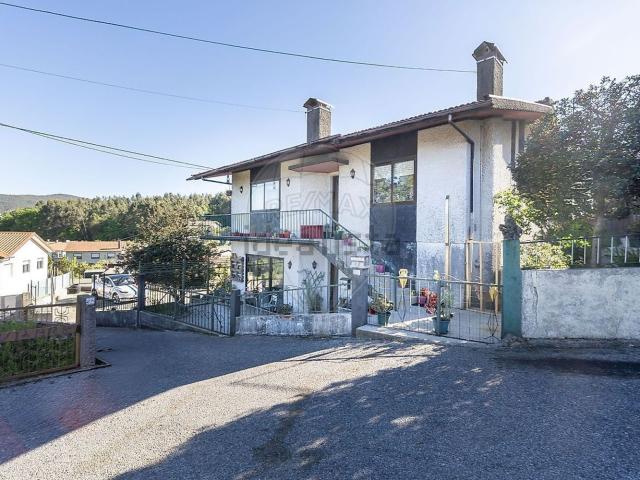 Moradia, Vila Chã Codal Vila Cova de Perrinho