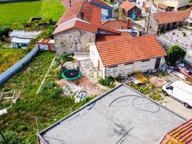 Moradia, Vila Chã Codal Vila Cova de Perrinho