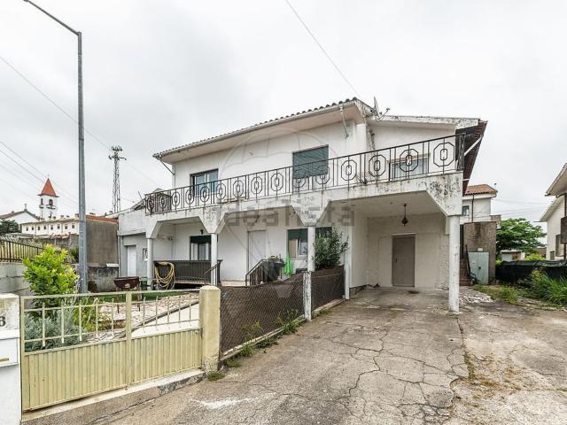 Moradia, Vila de Prado