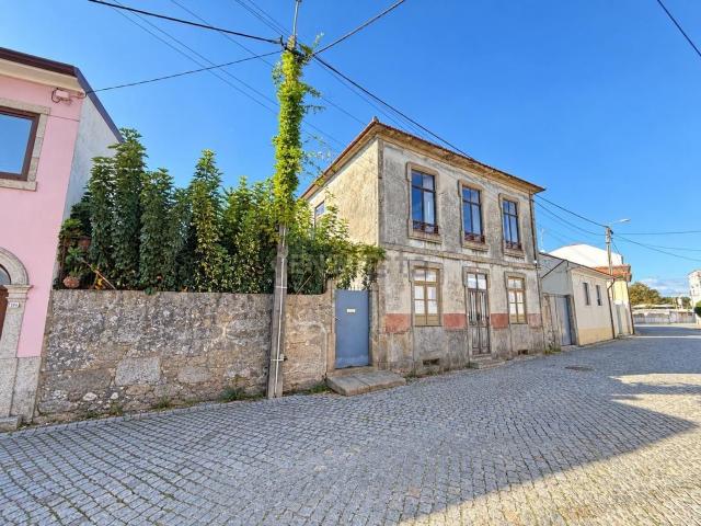 Moradia, Vila Nova da Telha