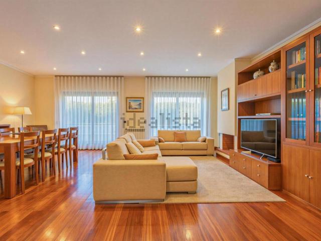 Moradia, Vila Nova da Telha
