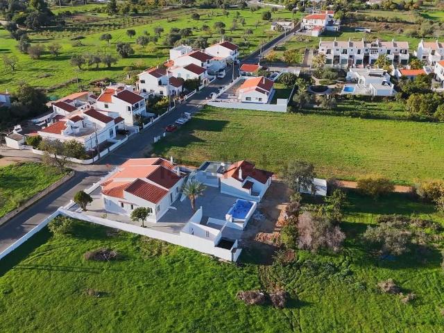 Moradia, Vila Nova de Cacela