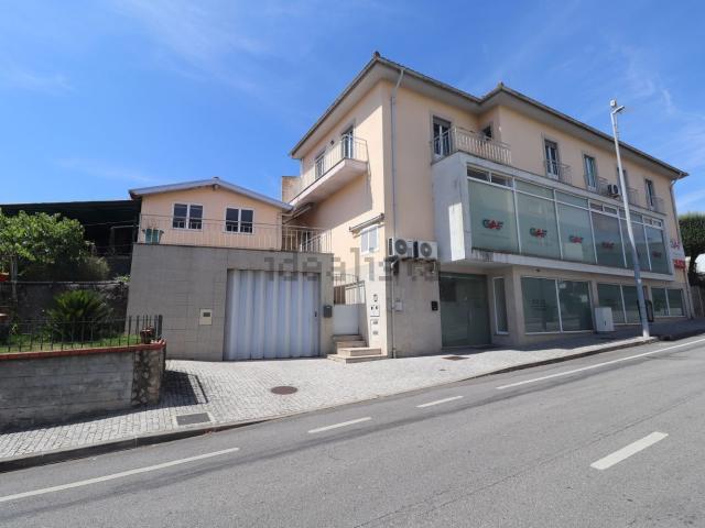 Moradia, Vila Verde e Barbudo