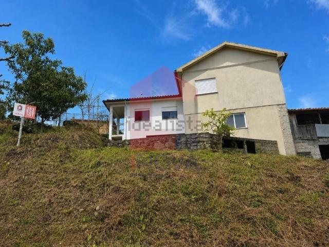 Moradia, Vila Verde e Barbudo