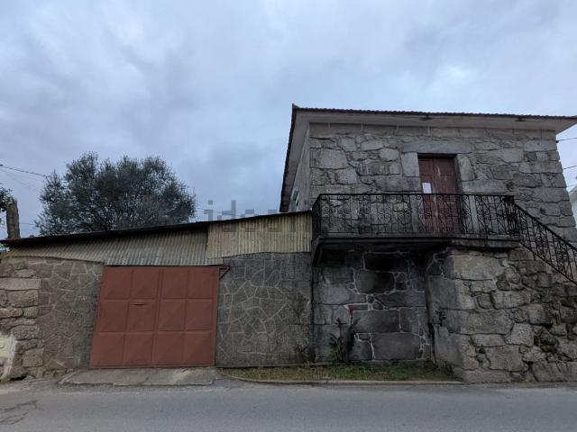Moradia, Vila Verde e Santão