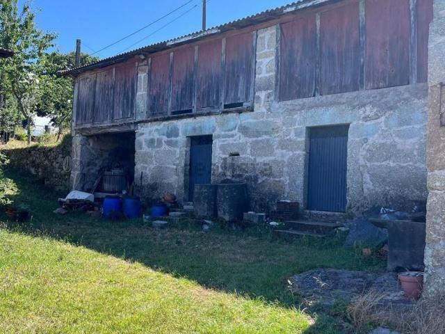 Moradia, Vilela Seramil Paredes Secas