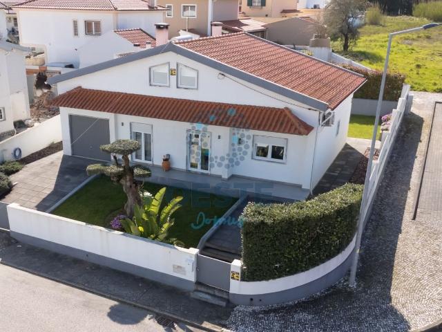 Moradia 114m² Bombarral e Vale Covo