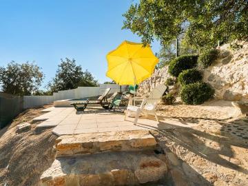 Moradia 2 quartos com piscina + anexo para venda em Loulé 168m² Loulé São Sebastião