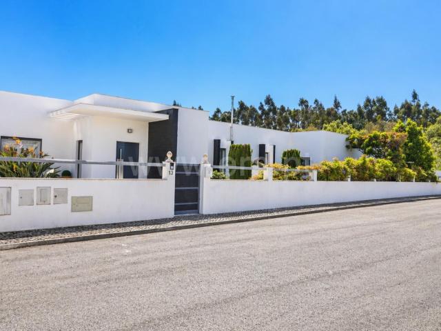 Moradia, 3 quartos, Caldas da Rainha, Tornada 258m² Tornada e Salir do Porto