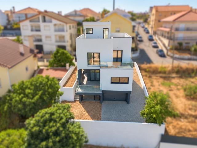 Moradia, 3 quartos, São João da Talha 170m² Camarate, Apelação e Unhos