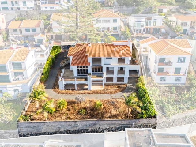 Moradia, 4 quartos, Funchal 380m² Santa Maria Maior Funchal