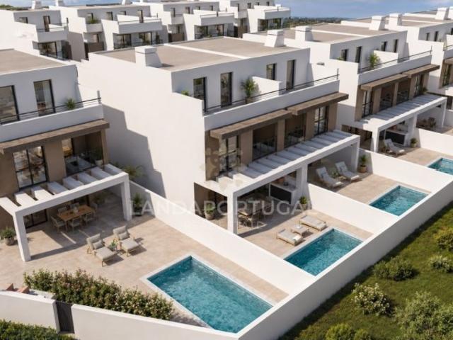 Moradia 5 minutos a pé da praia piscina + garagem Praia da Lota Algarve