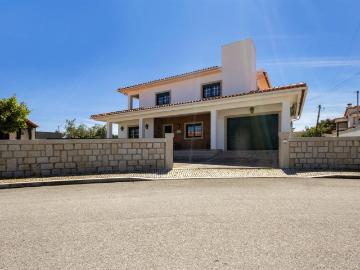Moradia, 5 quartos, Castelo Branco, Alcains m² Alcains