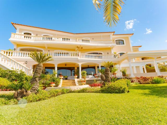 Moradia, 5 quartos, Funchal, São Gonçalo 618m² São Gonçalo