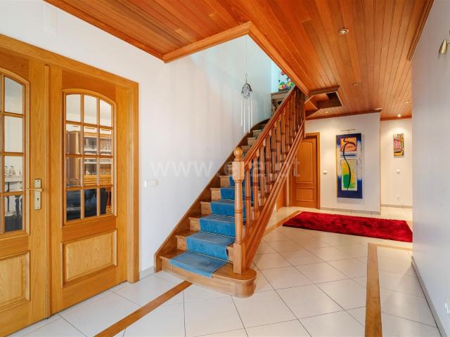 Moradia, 5 quartos, Leiria, Marrazes e Barosa 690m² Marrazes e Barrosa