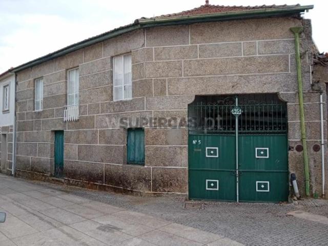 Moradia 7 quartos