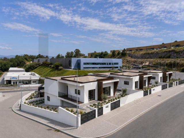 Moradias T3 no conceituado projeto Casas da Várzea Lousada