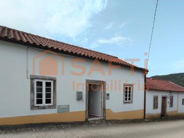 Moradias T3 Renovada + Moradia T2 Por Restaurar. 218m² Chão De Couce