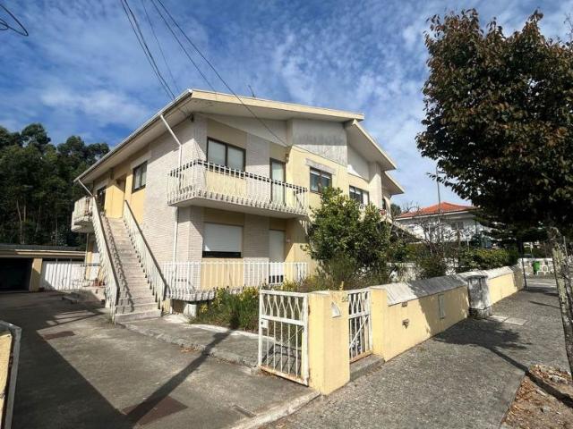 Moradias em Francelos, Gulpilhares