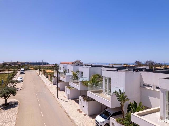 Moradias geminadas modernas de 3 quartos com vista para o mar, Sagres
