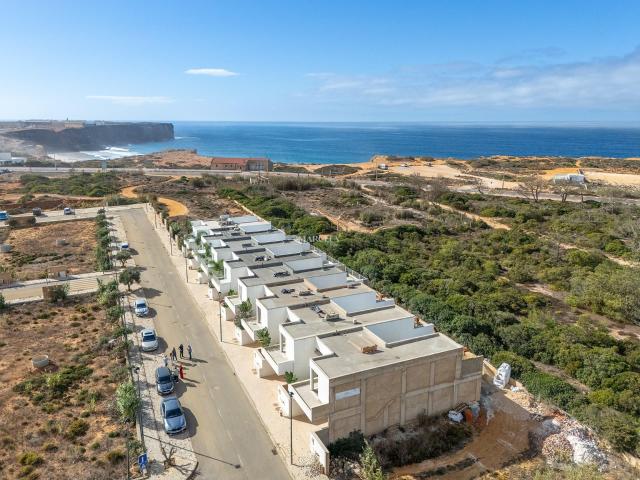 Moradias Modernas Com 3 Quartos Em Sagres 160m² Vila do Bispo e Raposeira