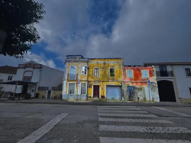 Moradias para reconstrução total no Casal Novo do Rio | Montemor o Velho