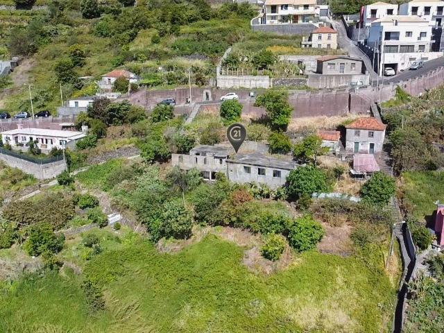 Moradias para recuperar em Machico