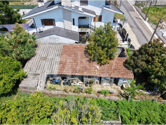 Moradia/Terreno com elevado potencial na Maia Próximo ao Hospital Privado de Alfena