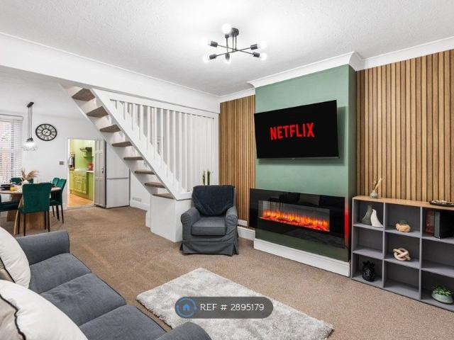 Morant Road, Colchester CO1, 3 bed terraced house to rent, £1,850 pcm | PrimeLocation