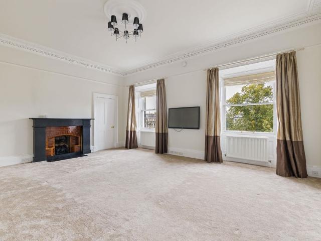 Moray Place, New Town, Edinburgh EH3, 3 bed flat to rent, £3,500 pcm | PrimeLocation