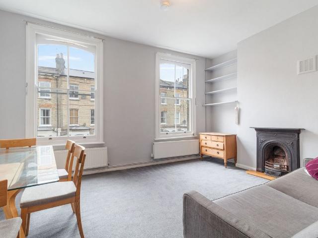 Moray Road, London N4, 3 bed flat to rent, £3,500 pcm | PrimeLocation