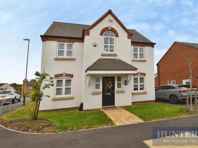 Morcom Drive, Leicester LE2, 4 bed detached house to rent, £1,900 pcm | PrimeLocation