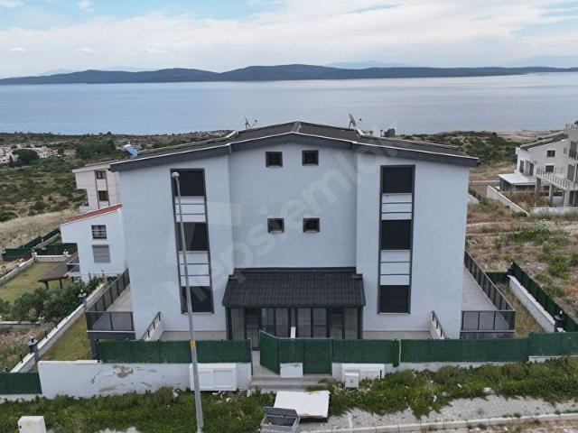 MORDAĞAN KAMUKENTTE EŞSİZ DENİZ MANZARALI SATILIK SIFIR VİLLA