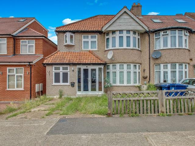 Morden Gardens, Greenford UB6, 4 bed terraced house to rent, £3,000 pcm | PrimeLocation